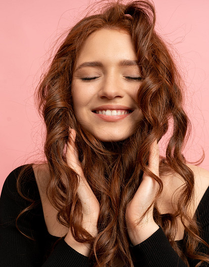 Как быстро высушить волосы без фена: 10 проверенных способов