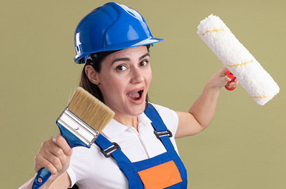 Как правильно клеить обои: пошаговая инструкция для начинающих