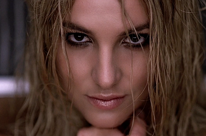 Бритни Спирс публично извинилась перед Джастином Тимберлейком после обвинений в абьюзе