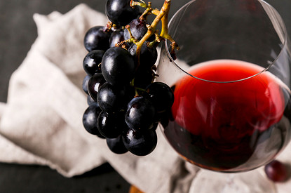 Красное вино: повышает или понижает давление