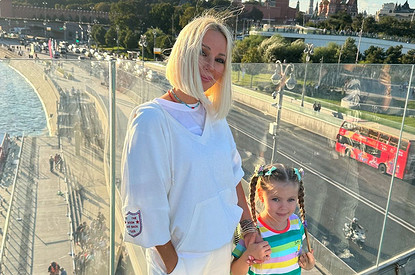 Телеведущая Лера Кудрявцева ищет среди подписчиков няню для 6-летней дочки