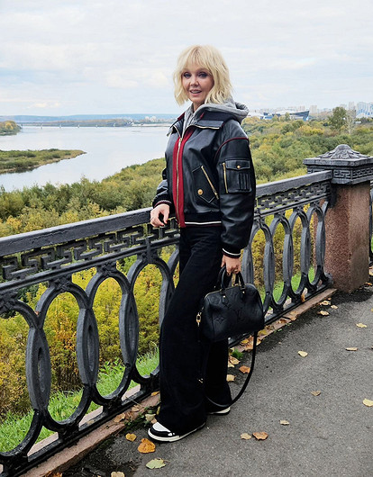 Продюсер раскрыл гонорары певицы Валерии