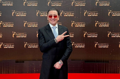 Григорий Лепс заявил о желании завести троих детей с 18-летней невестой