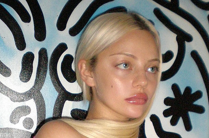 Экс-солистка группы «Серебро» Катя Кищук удивила поклонников новой внешностью