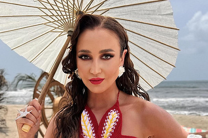 Ольга Бузова попрощалась с родственниками и покинула Россию