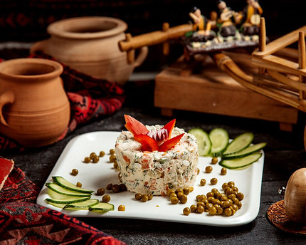 Салаты на Новый год: 10 вкусных и простых рецептов
