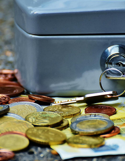 Экономист назвал россиянам лучший способ хранения денег