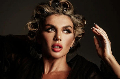 Анна Седокова намекнула на положительные перемены в отношениях с мужем