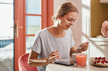 Терапевт назвала провоцирующую ожирение популярную на завтрак кашу