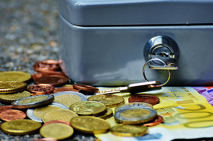 Экономист назвал россиянам лучший способ хранения денег