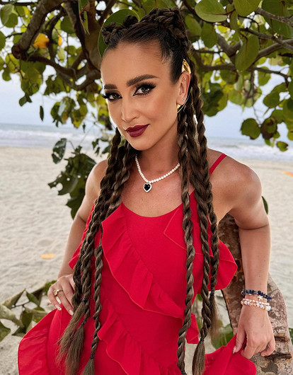 Ольга Бузова спровоцировала слухи о романе с Олегом Майами