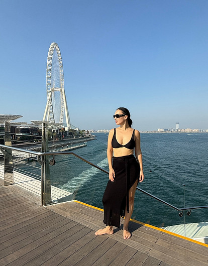 Ольга Серябкина показала эффектный образ в ярко-красном платье