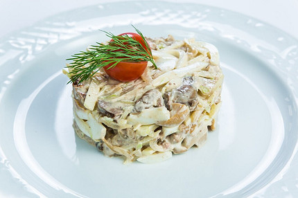 Меню на новогодний стол: 12 самых вкусных блюд с рецептами, которые обязательно стоит приготовить