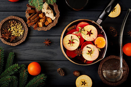 Меню на новогодний стол: 12 самых вкусных блюд с рецептами, которые обязательно стоит приготовить