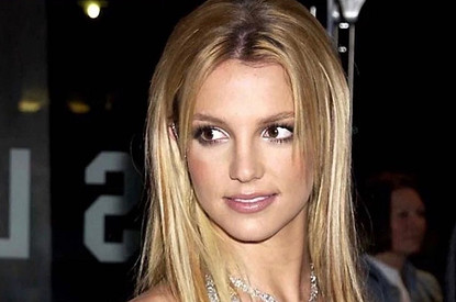 Бритни Спирс поменяла имя и призналась в проблемах с английским