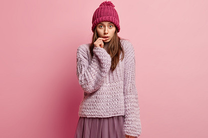 Как носить юбку зимой, чтобы выглядеть стильно и не замерзнуть