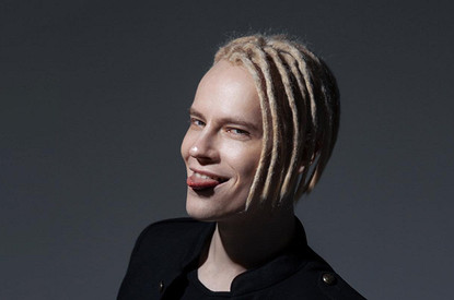 Певец SHAMAN собирается сделать предложение возлюбленной