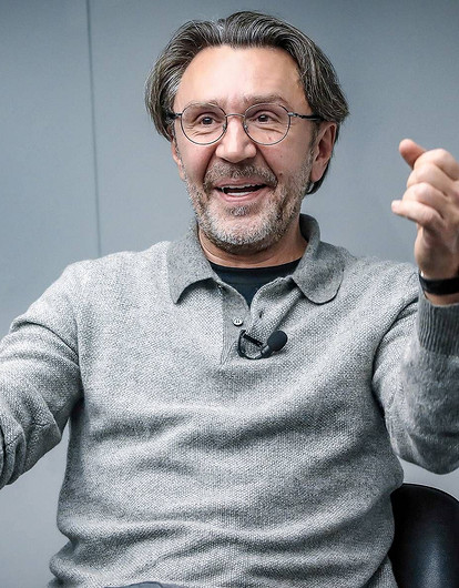 Психолог объяснила желание Шнурова вернуться на сцену