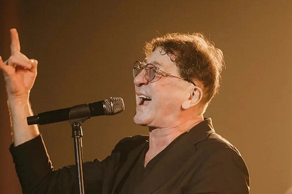 Григорий Лепс раскрыл детали отношений с 18-летней Авророй Кибой