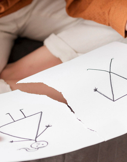 Венец безбрачия: признаки у женщин и мужчин