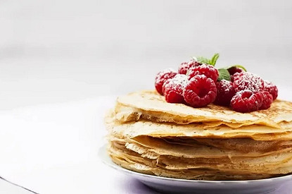 6 лучших гаданий на Масленицу: узнай будущее по блинам