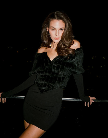 Девушка Леонардо Ди Каприо опубликовала откровенное фото в бикини