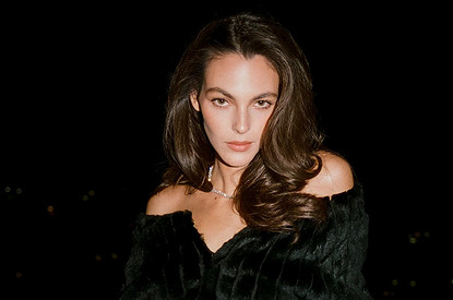 Девушка Леонардо Ди Каприо опубликовала откровенное фото в бикини