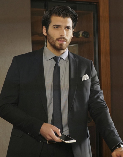 Джан Яман: биография, личная жизнь и 11 фактов о звезде «Ранней пташки»