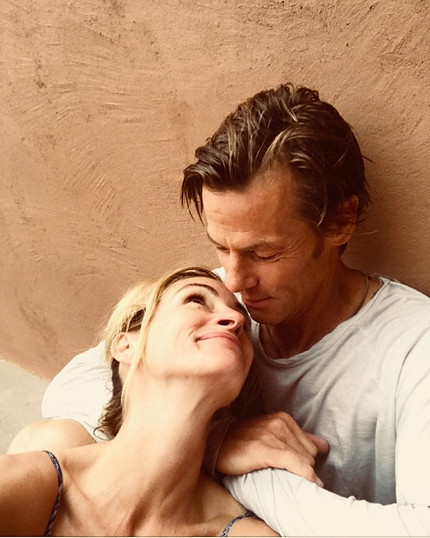 Звезда Голливуда Джулия Робертс опубликовала романтичное фото с мужем