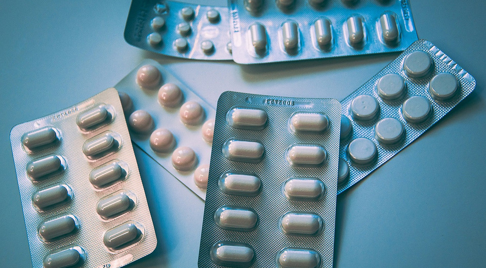 Противозачаточные таблетки: 11 полезных свойств, не связанных с контрацепцией