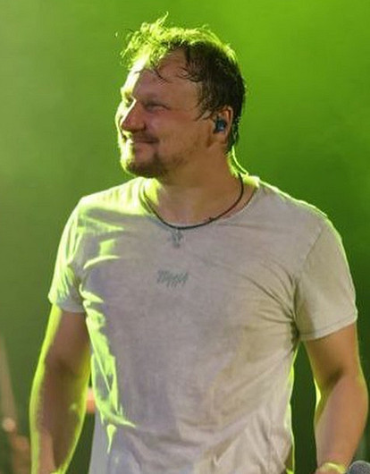 В России перенесли концерты фаворита Пугачевой Бублика