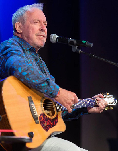 Певец Андрей Макаревич* устроил скандал в ресторане в США