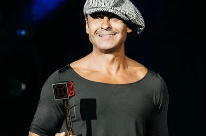 Певец Стас Костюшкин принял решение подать в суд на Филиппа Киркорова из-за образа на «Маске»