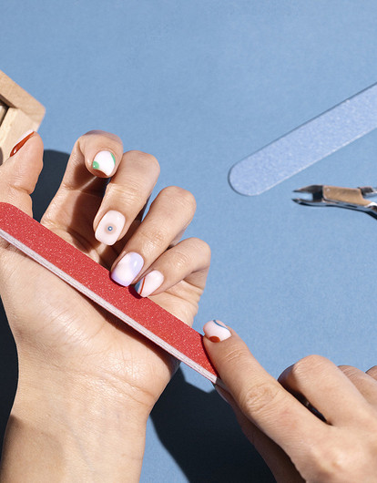 Квадратный маникюр 2025: 20 стильных идей