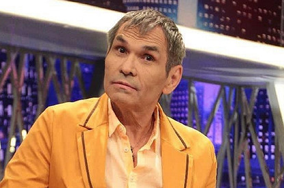 Сын Бари Алибасова сообщил, что отец находится в сознании и хочет домой