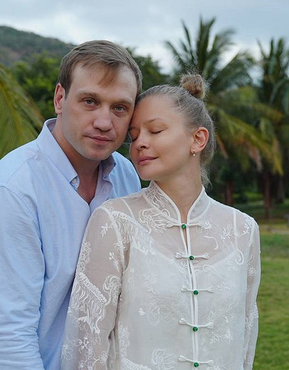 Актриса Пересильд показала фото с избранником на отдыхе