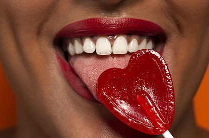 Как ухаживать за губами: 10 советов против сухости и трещин