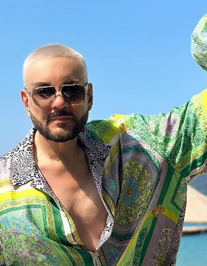 Филипп Киркоров возвращается на телеэкраны после «голой вечеринки» Ивлеевой