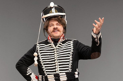 Гарик Харламов перечислил своих главных конкурентов в юморе