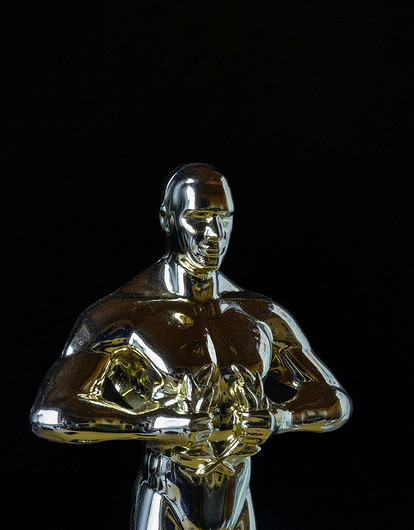 Разгромная победа «Оппенгеймера», Киллиан Мерфи и Эмма Стоун: итоги 96-й церемонии «Оскара»