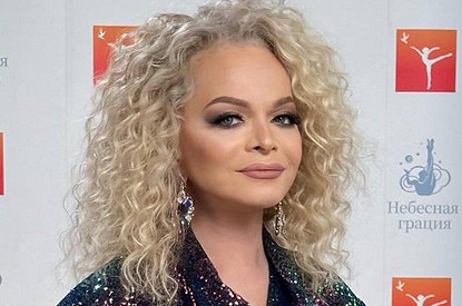 Лариса Долина рассказала о попытке изнасилования и полученном ножевом ранении