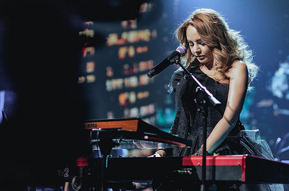 Продюсер Елизавета Быстрова рассказала о возвращении певицы МакSим на сцену