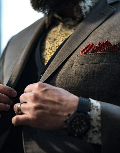 В Китае миллионер 20 лет скрывал богатство от сына ради его благополучия