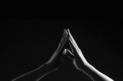 Женщина 35 лет не стригла ногти и показала результат