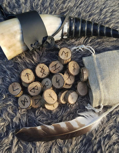 В Великобритании мужчина обнаружил в реке меч возрастом в 1,2 тысячи лет