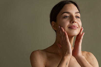 Как вернуть четкий овал лица и молодую шею — советует косметолог