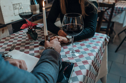 Мужчина подал в суд на 50 плохо отозвавшихся о свиданиях с ним женщин