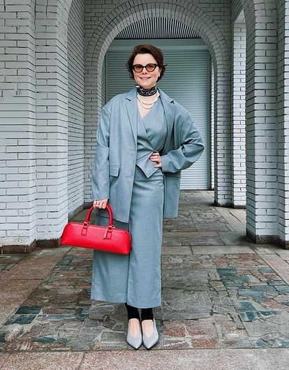 Молодая жена Петросяна агрессивно ответила поклонникам из-за второго ребенка