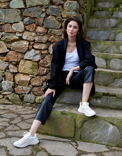 Актриса Равшана Куркова рассказала, как пришла в форму после родов