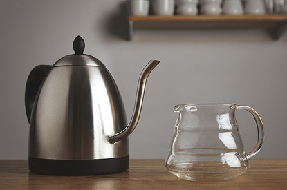 Как очистить чайник от накипи: 15 способов удалить налет внутри и снаружи